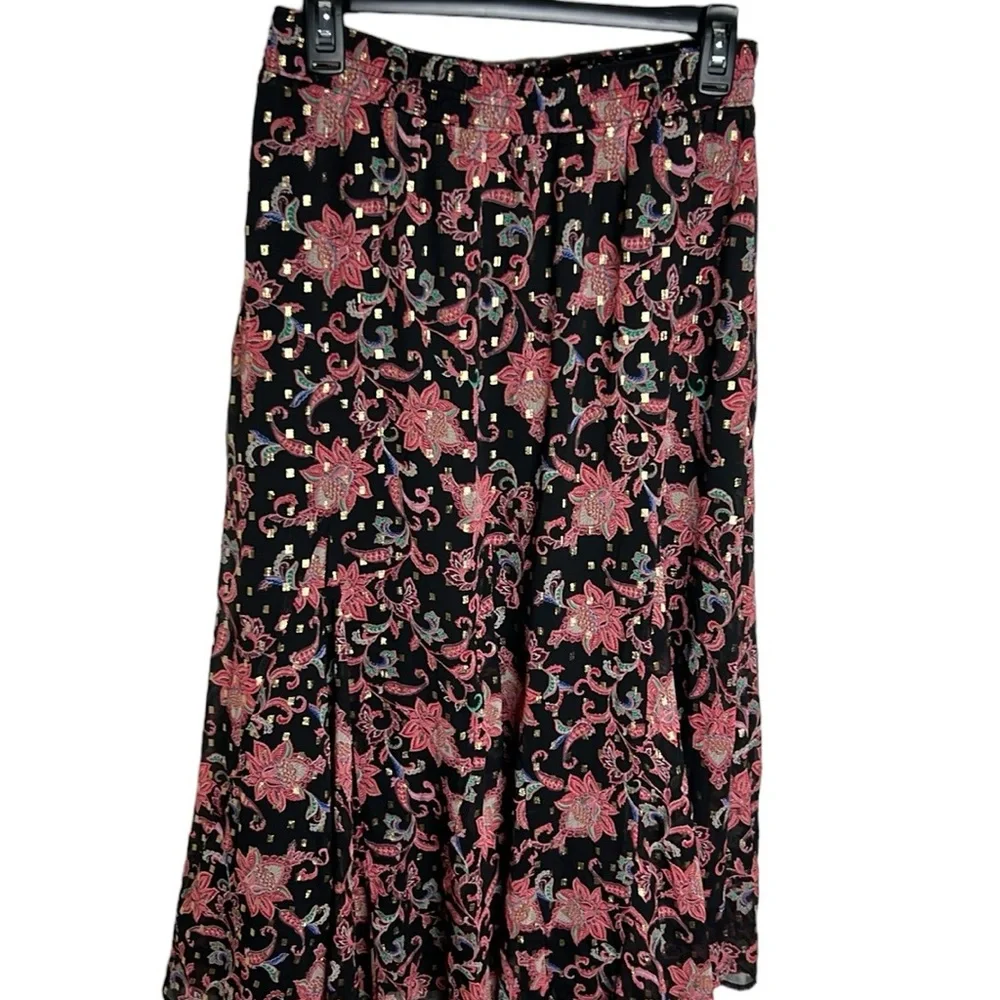 LOFT Floral Black and Gold Skirt Size Petite Medium